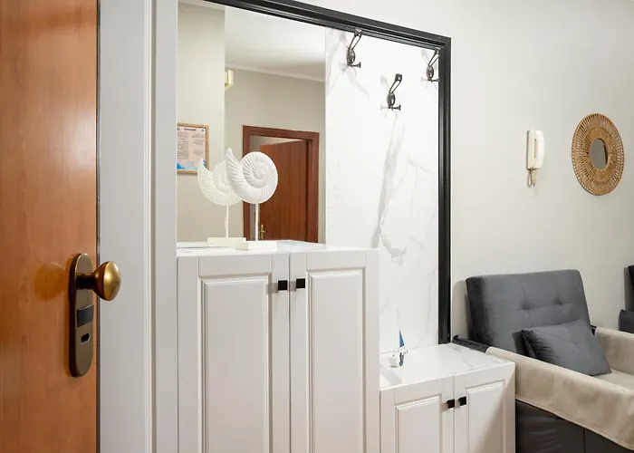 Rana Sea View 公寓